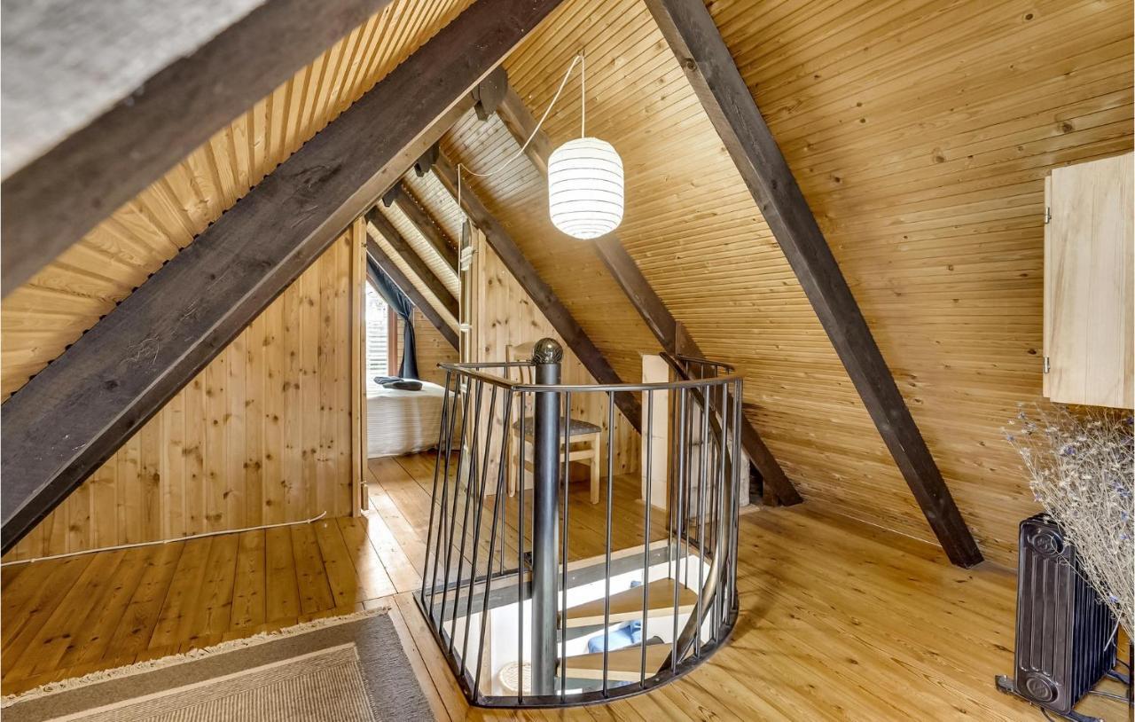 Amazing Home In Logstrup With Kitchen Экстерьер фото